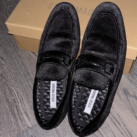 Steve Madden velvet upper men’s loafers Sz 8 - Picture 3 of 15